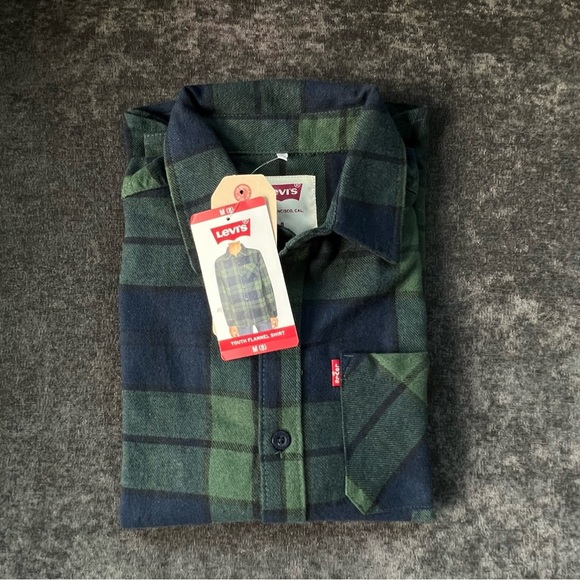 NWT Levi's Boys Plaid Flannel Shirt Size Medium 8 - Picture 9 of 9